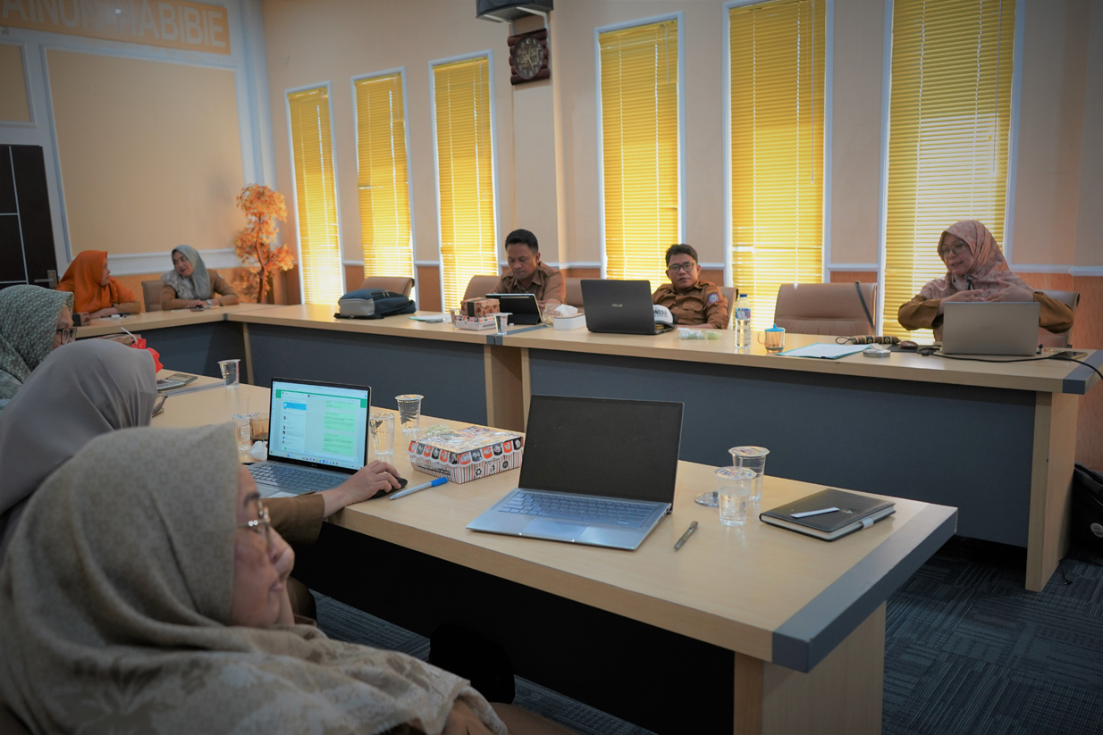 Pejabat RSUD dr. Hasri Ainun Habibie Ikuti Pelatihan Kepemimpinan Administrator: Dorong Inovasi Pelayanan Kesehatan